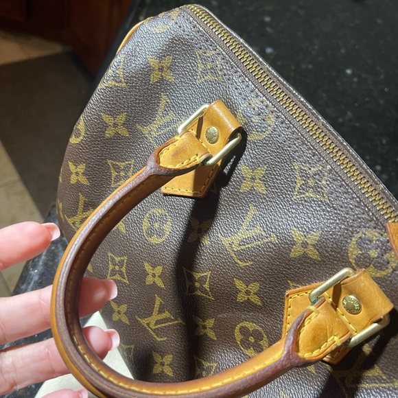 Authentic LV Speedy 25 in great condition, just how you see it in the pictures. - Picture 6 of 14